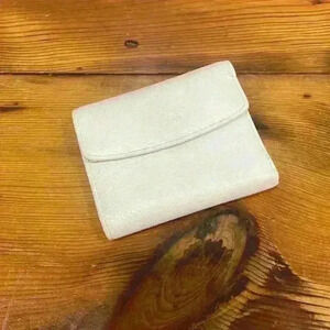 Buxton genuine leather exterior white mini wallet